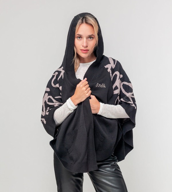 Chamarras Anekke Black Poncho-style | 673BAPFSC